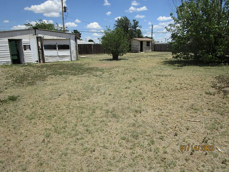 705 S Cornell Ave — Photo 12