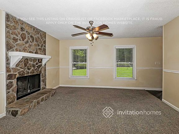 4th image of 100 Pepperwood Dr