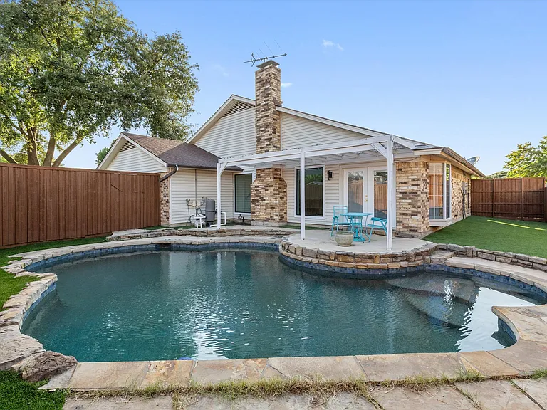 3404 Newkirk Dr — Photo 37