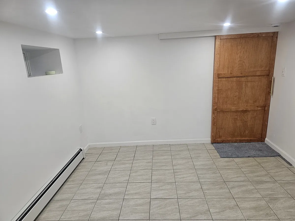 Building Photo - 109 Terrace Rd #109