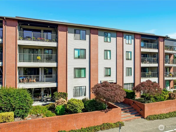 2858 32nd Avenue W #202, Seattle, WA 98199