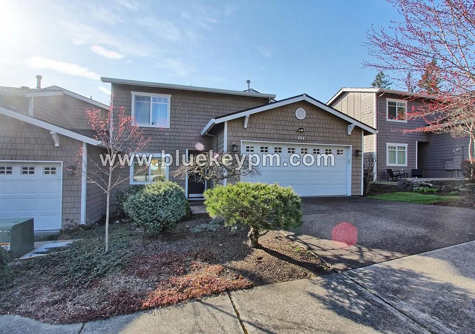 3 Bed, 3 Baths Home in Cedar Mill — Photo 2