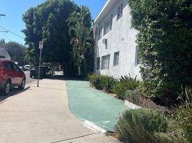 7507 Sepulveda