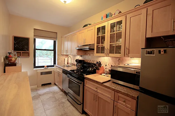 Sold by New Heights Realty | media 20