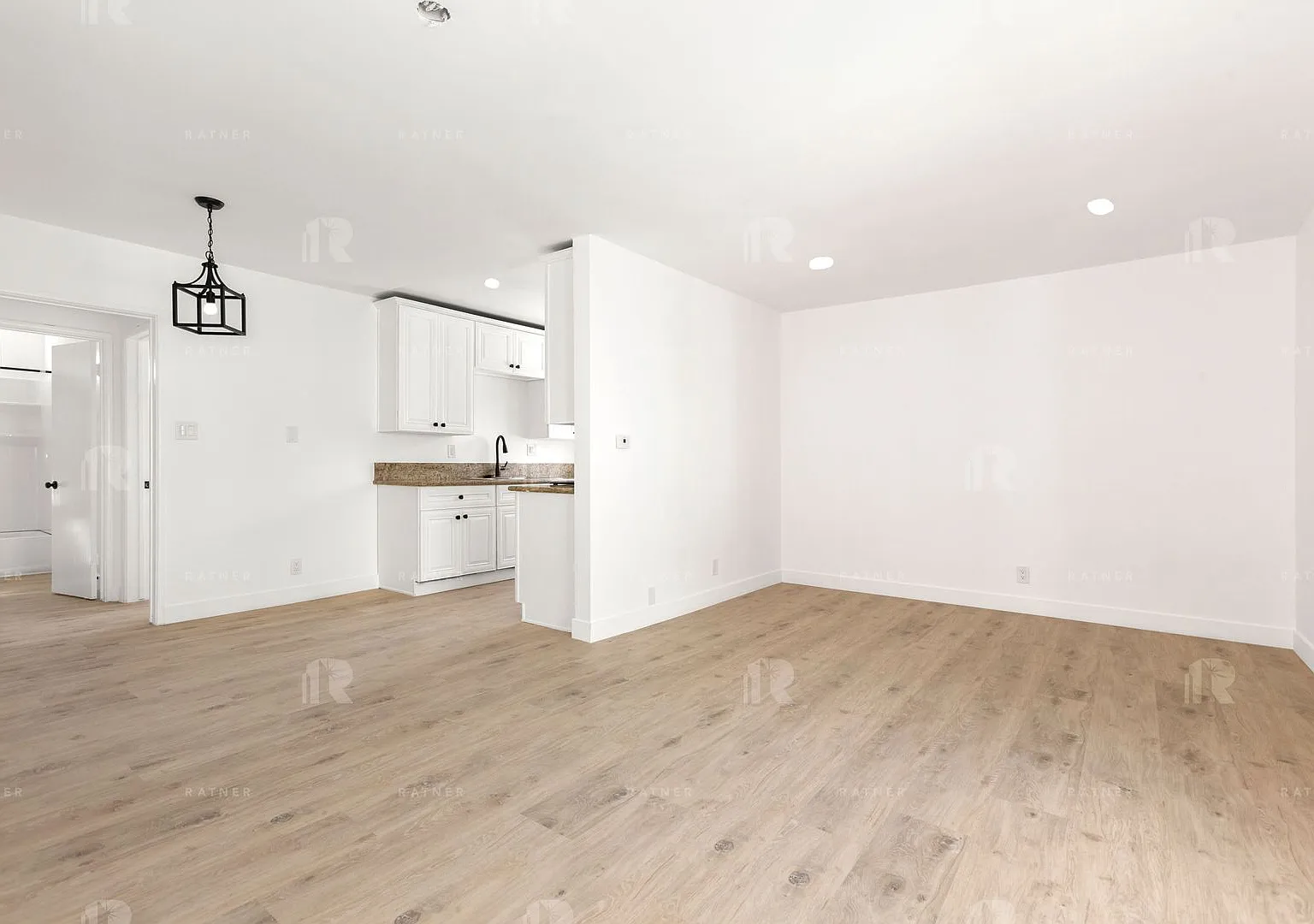 (Sr/Eu/Yo:B) 3280 Provon Lane — Photo 4