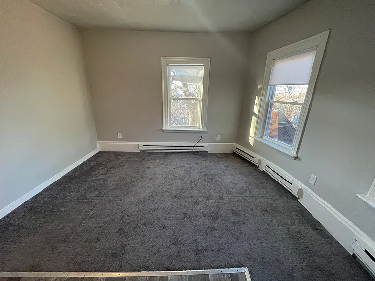 594 Cambridge St #24 — Photo 2