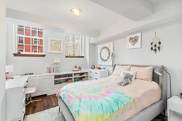 Sold by Liss Real Estate Group LLC