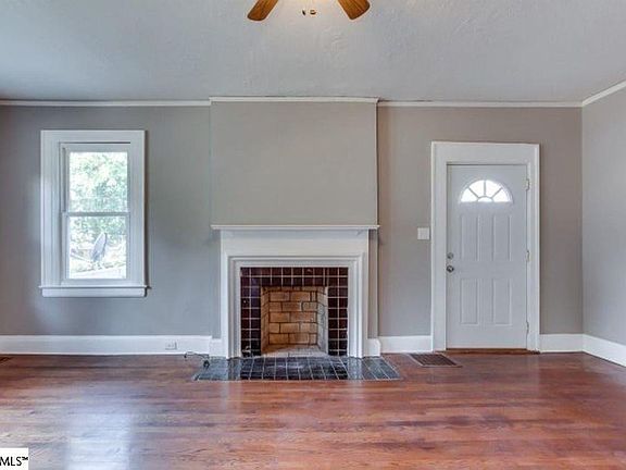 4th image of 363 Winsmith Ave