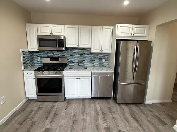 3726 Park Avenue image 1 of 14