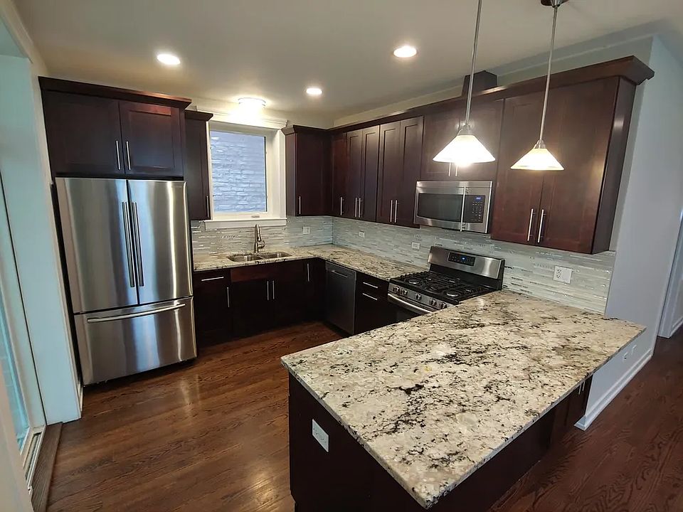 1st image of 2711 N Washtenaw Ave #2