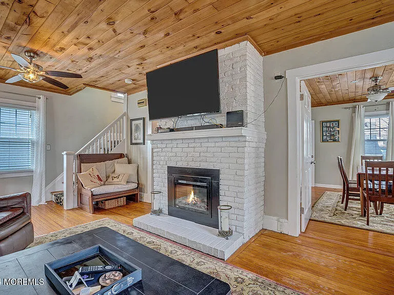 111 Beacon Blvd — Photo 12