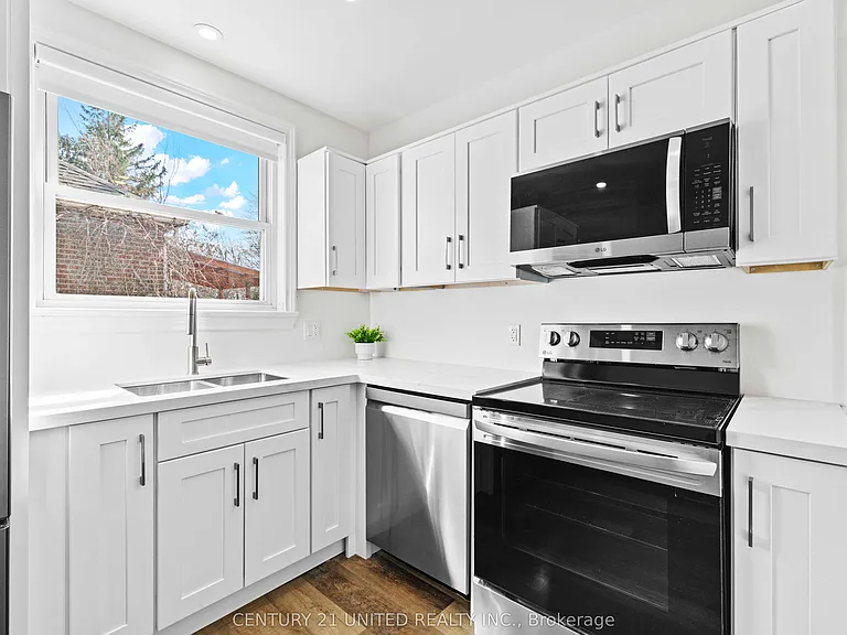 661 Rubidge St — Photo 7