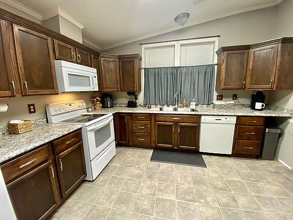 2nd image of 375 Bent Creek Dr