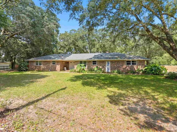 2600 Tralawn Dr, Pensacola, FL 32526