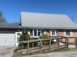 811 W 3rd St S, Fulton, NY 13069