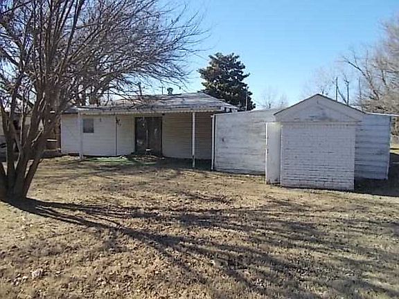 2nd image of 3512 N Douglas Blvd