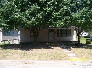 1511 Hough St, Jefferson City, MO 65101