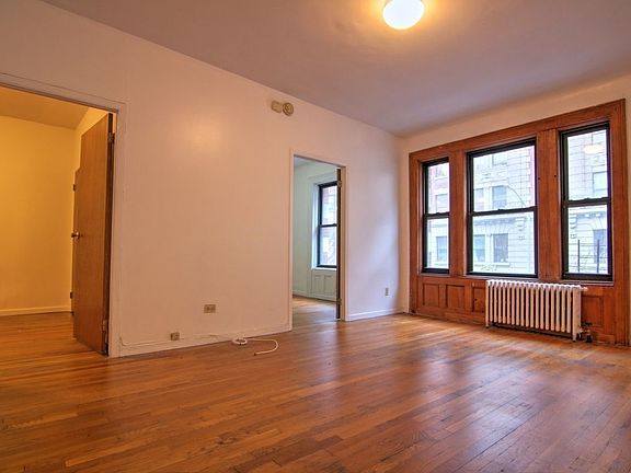 2nd image of 311 W 95th St APT 2AA
