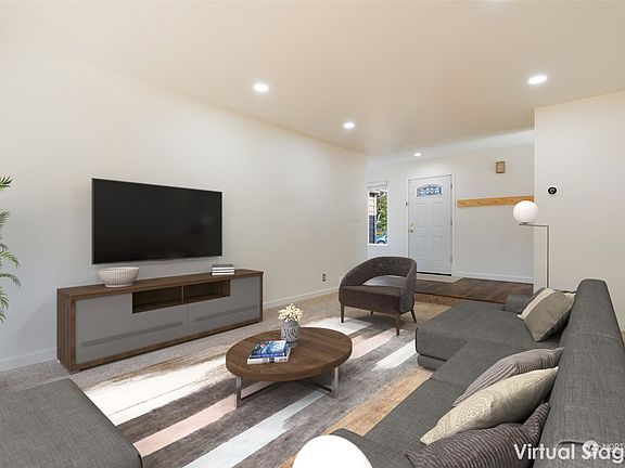 4th image of 18817 SE 271st Place