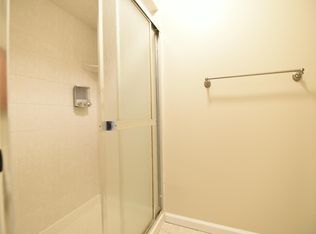 10834 Queensbury Ct, Carmel, IN 46033