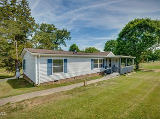 5716 Starlight Rd, Kingsport, TN 37660