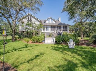 16980 River Dr, Fairhope, AL 36532