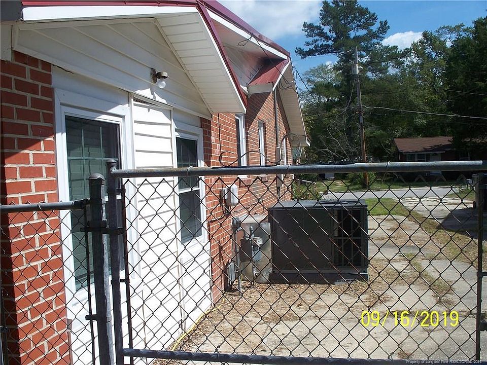 2nd image of 1708 Maryland St