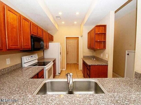 5th image of 10200 Belle Rive Blvd Unit 3701