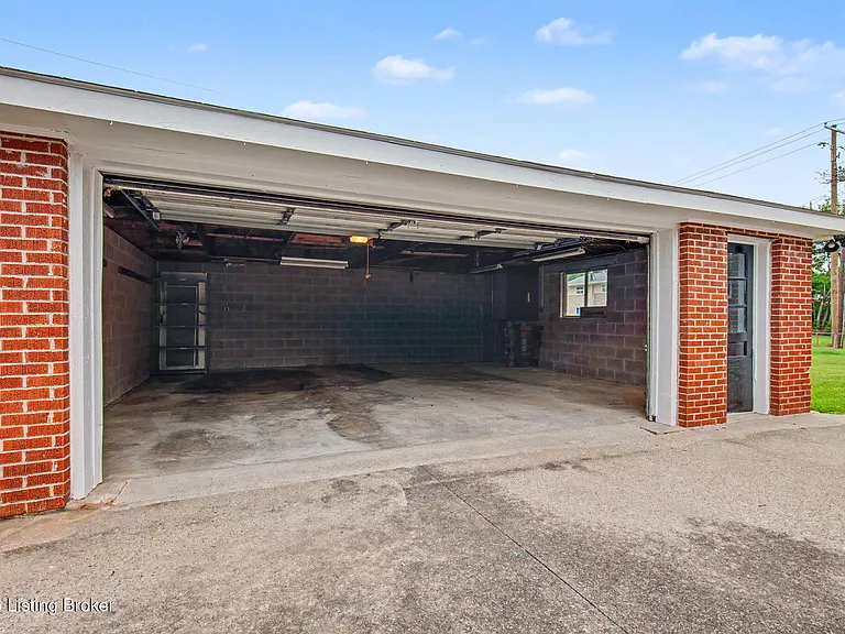 3026 Klonway Dr — Photo 24