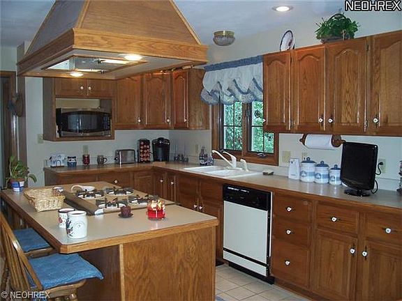 5th image of 5749 Logan Arms Dr