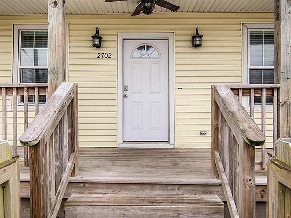 5th image of 2702 Sealy St
