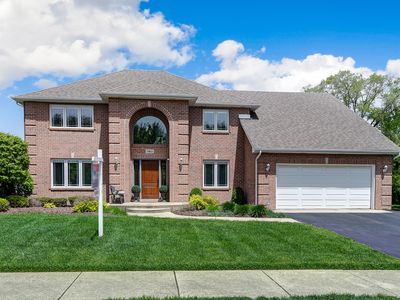 17W012 Burr Oak Ln, Willowbrook, IL, 60527