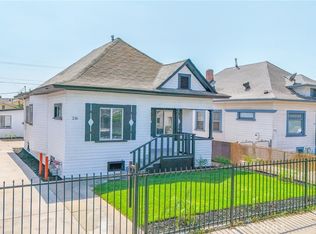 216-218 E 66th St, Los Angeles, CA 90003