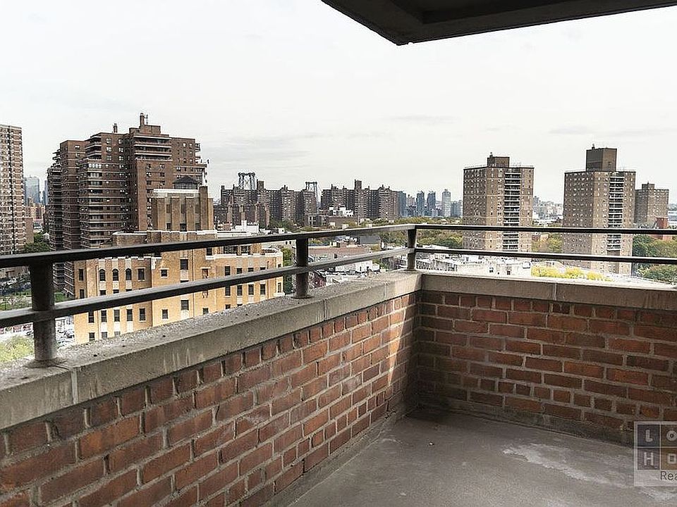 1st image of 210 Broadway Unit J1406