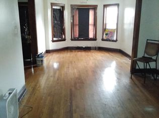 4743 W Congress Pkwy APT 1, Chicago, IL 60644