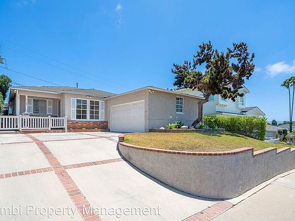 3rd image of 1162 Magnolia Ave