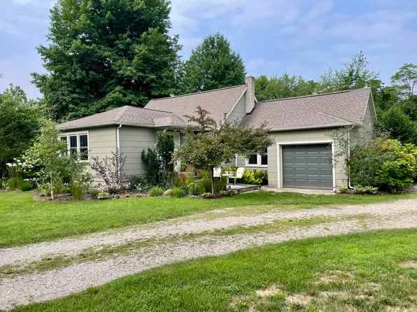 23700 72nd St, South Haven, MI 49090