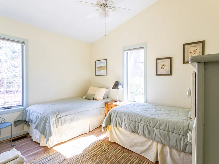 118 Sycamore Dr — Photo 11