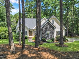 1201 Mill Valley Rd, Fuquay Varina, NC 27526