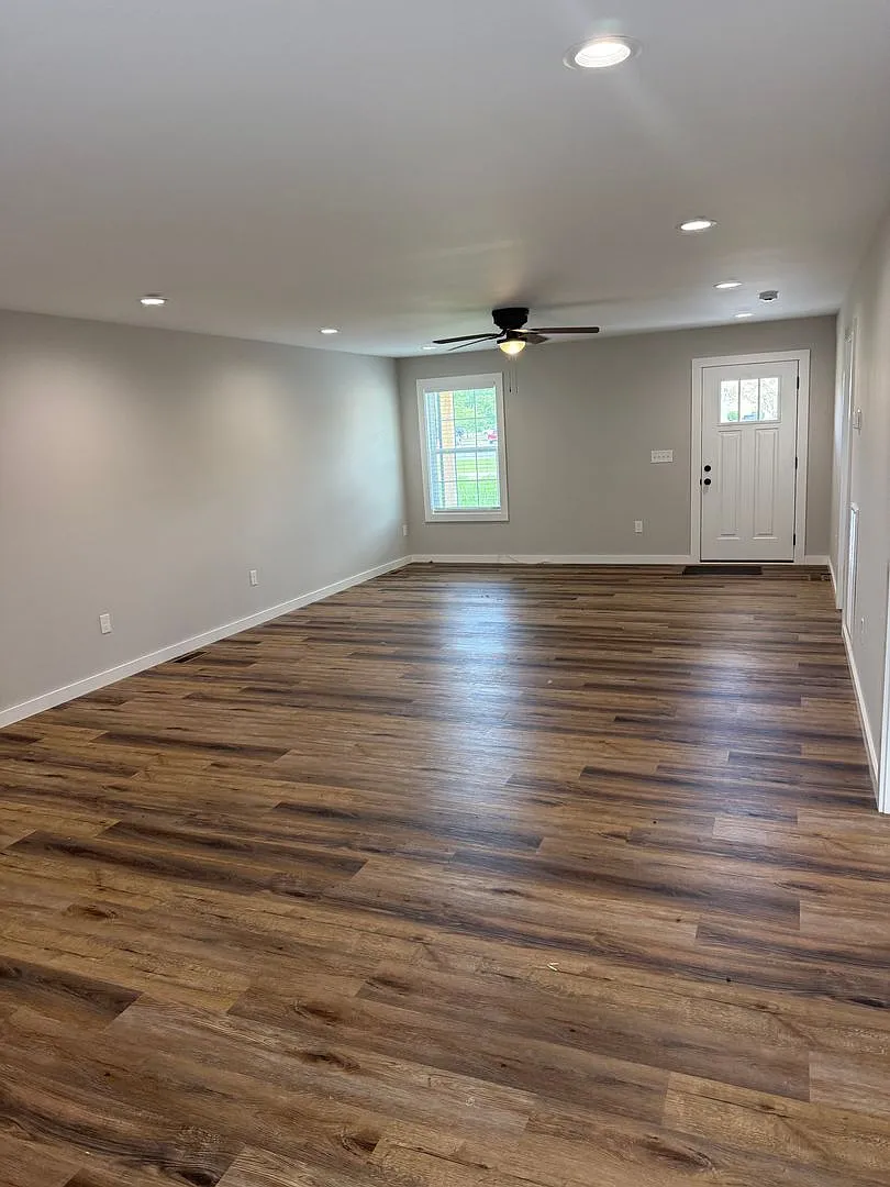 102 Deacon Lane — Photo 4