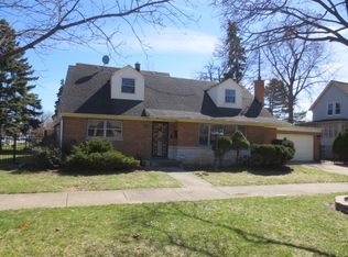 7720 Taylor St, Forest Park, IL 60130