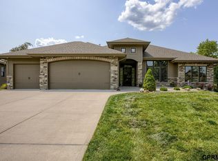 6720 N 160th St, Omaha, NE 68116