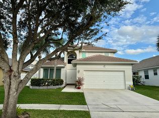 1165 NW 184th Way, Pembroke Pines, FL 33029