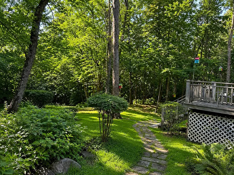 4 Harper Ct — Photo 4
