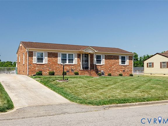 3rd image of 1248 E Valor Dr