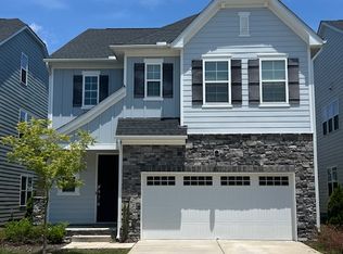 2926 Thirlestane Dr, Apex, NC 27502