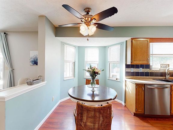 5th image of 6187 Shawna Ct