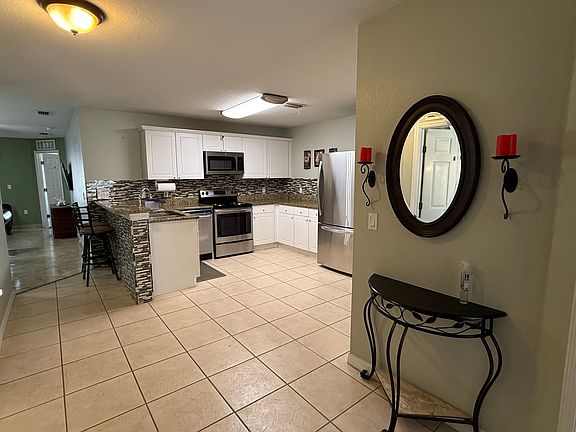 3rd image of 2812 Club Cortile Cir