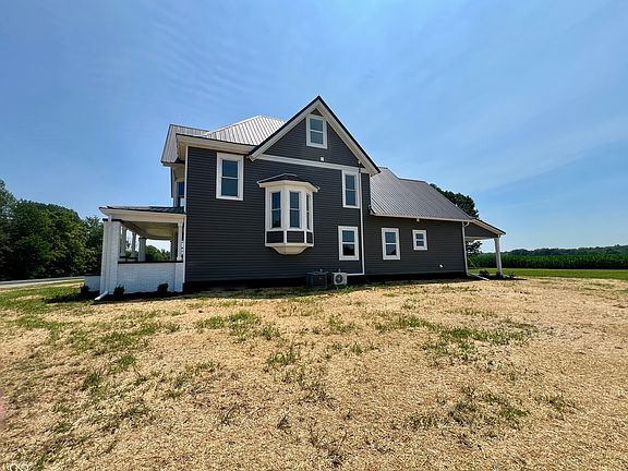 4th image of 3443 E Us Highway 136