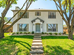 944 Valley View Dr, Lewisville, TX